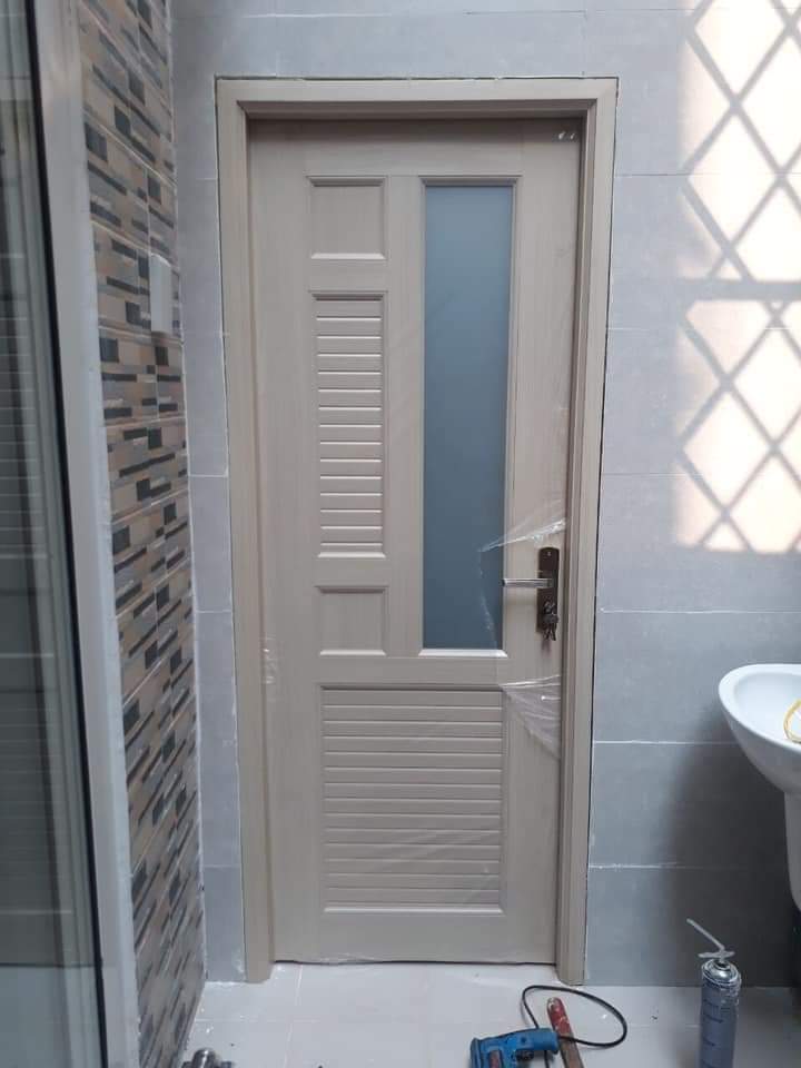 Cửa đài loan ghép YW -12