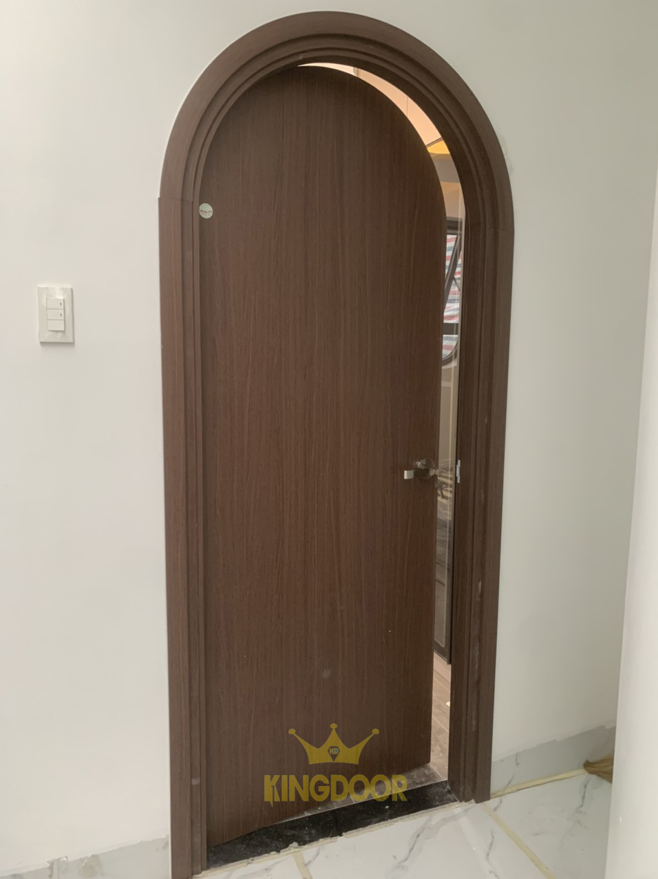 Cửa vòm composite tại Tây Ninh