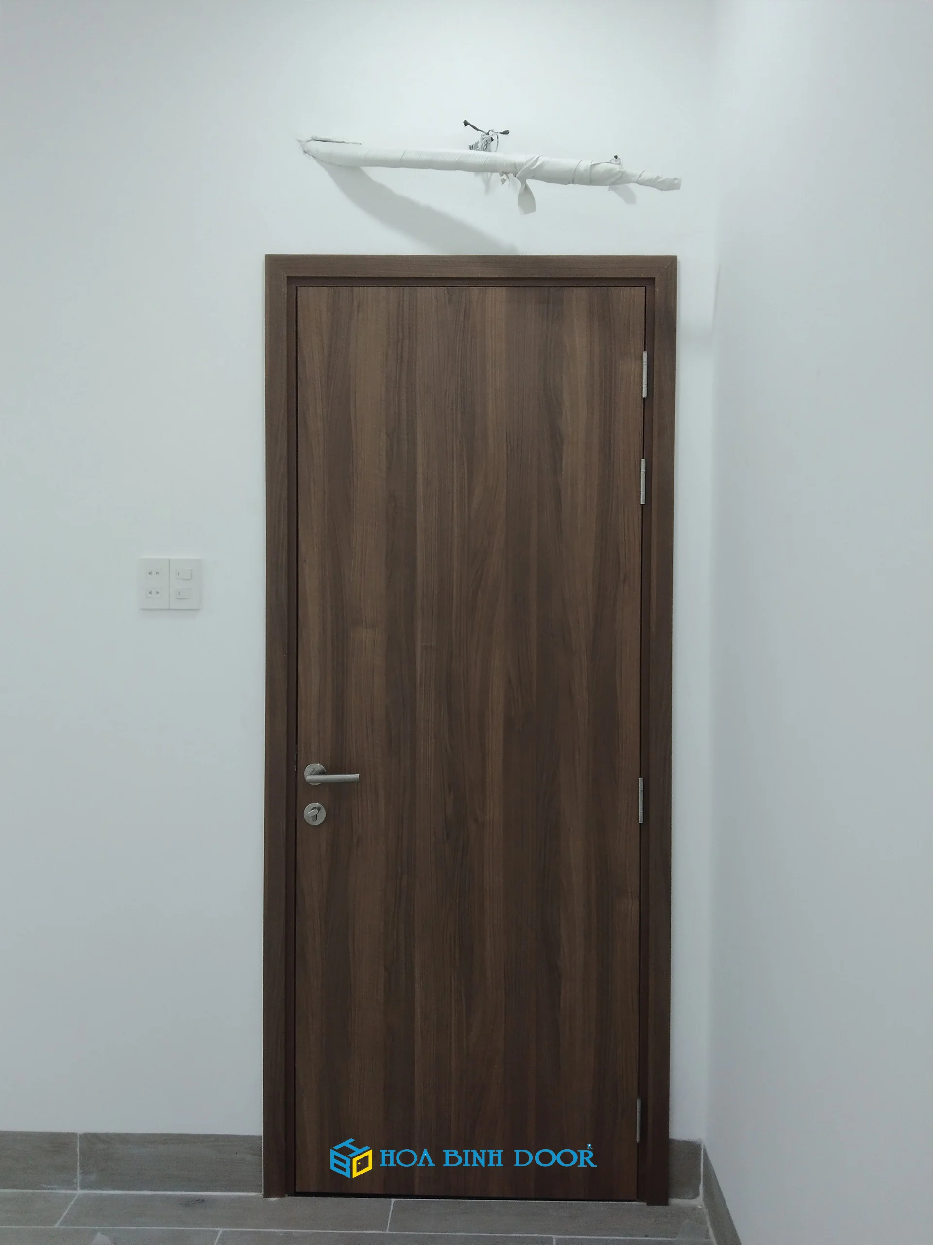 Nội, ngoại thất: Giá cửa gỗ công nghiệp phòng ngủ tại Lâm Đồng Z4832236455652_411fd60eee78433d5fc4fb756045ab20