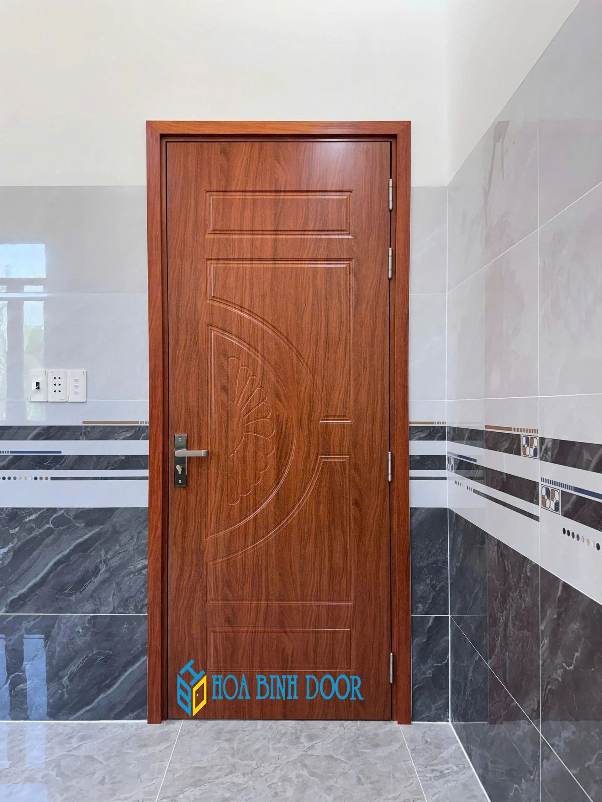 Mẫu cửa nhựa Composite vân gỗ sang trọng lắp cho phòng ngủ năm 2026