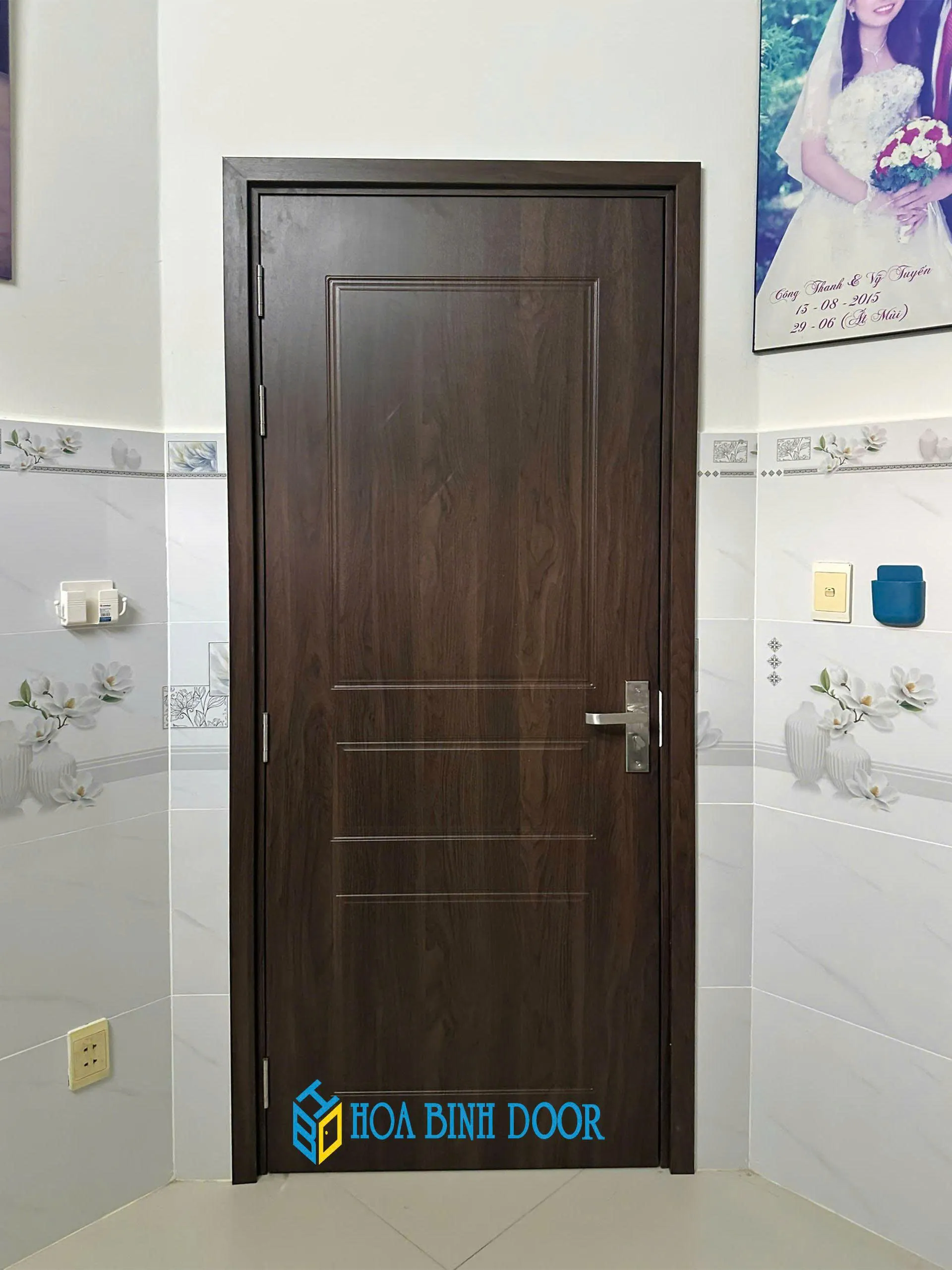 Cửa nhựa composite phủ vân gỗ