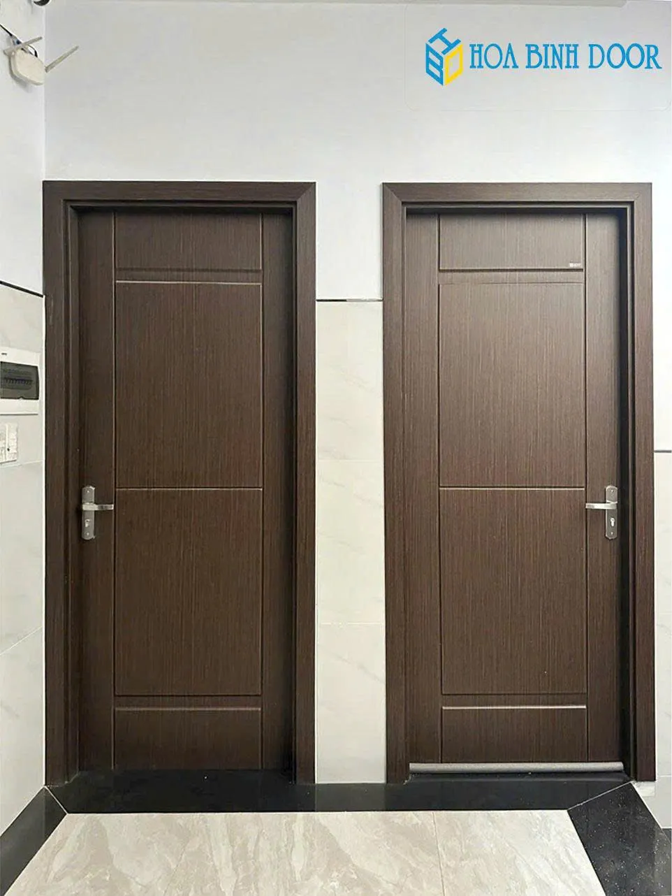 Mẫu cửa nhựa giả gỗ ABS Hàn Quốc Hoabinhdoor tại phường An Đông